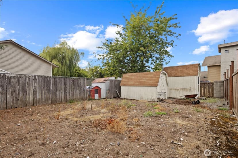 Property photo for 6910 Colby Avenue, Everett photo 36