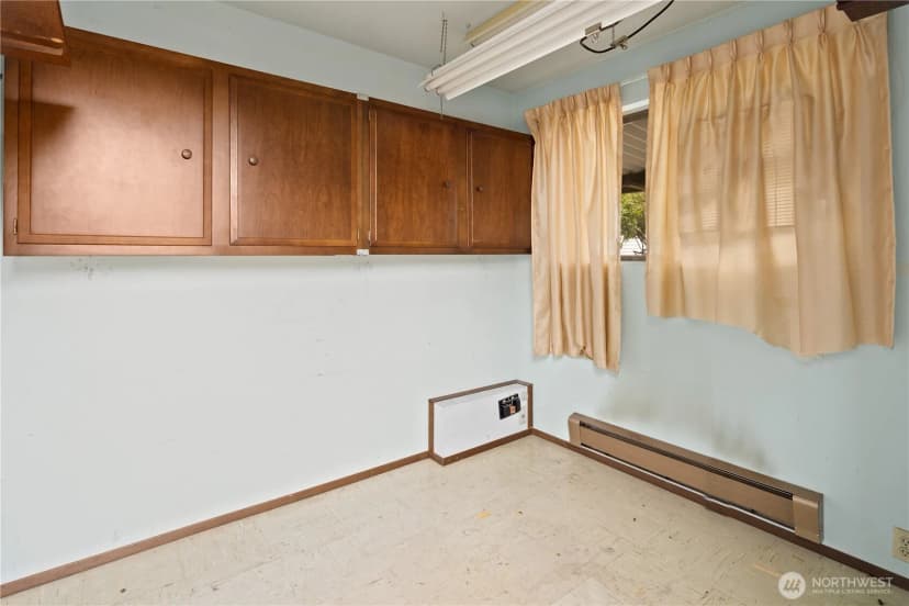 Property photo for 6910 Colby Avenue, Everett photo 28