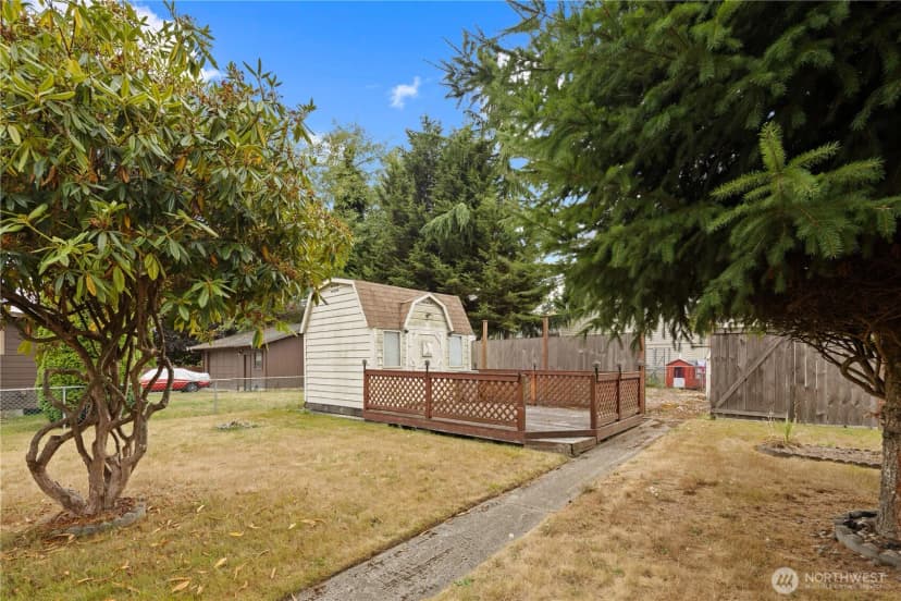 Property photo for 6910 Colby Avenue, Everett photo 34