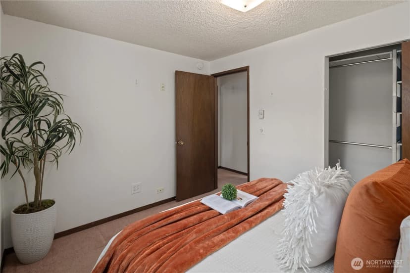 Property photo for 6910 Colby Avenue, Everett photo 25