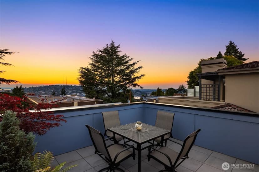 Property photo for 724 Belmont Place E, Seattle photo 22