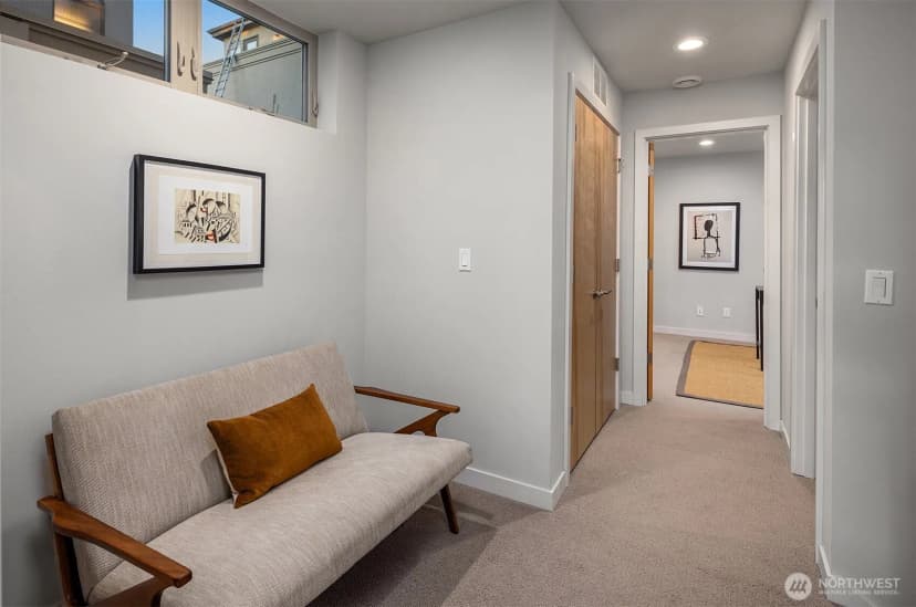 Property photo for 724 Belmont Place E, Seattle photo 29