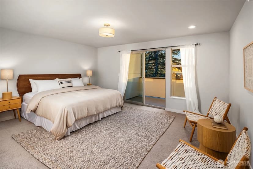 Property photo for 724 Belmont Place E, Seattle photo 14