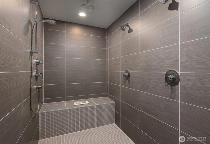 Property photo for 724 Belmont Place E, Seattle photo 21