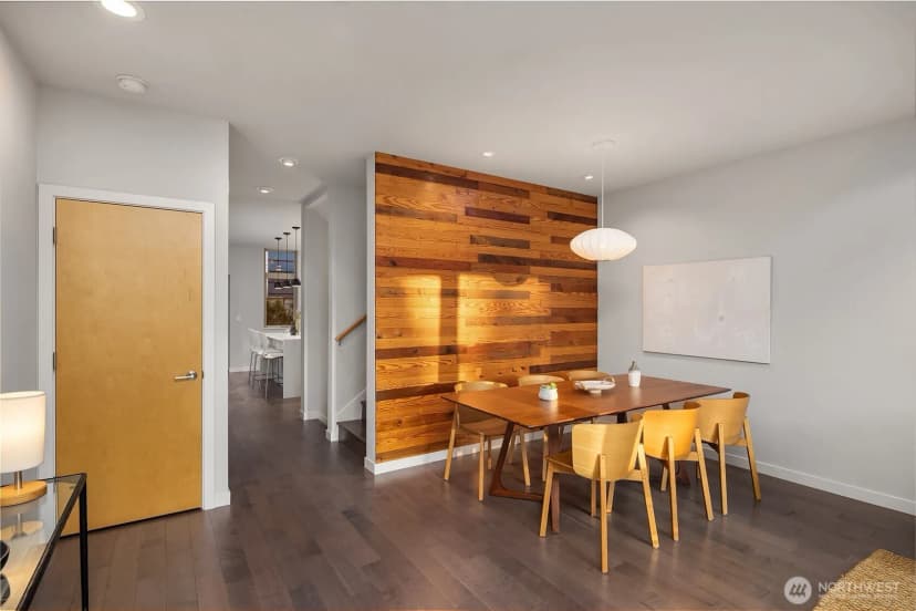 Property photo for 724 Belmont Place E, Seattle photo 6