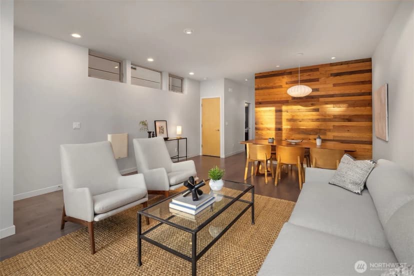 Property photo for 724 Belmont Place E, Seattle photo 5