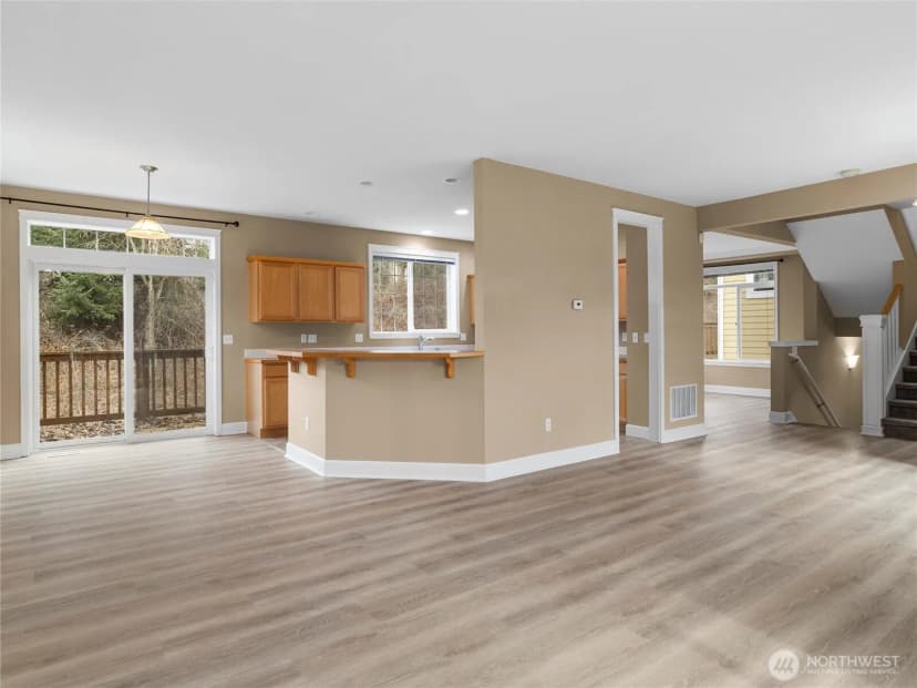 Property photo for 1407 Cherry Avenue, Tacoma photo 7