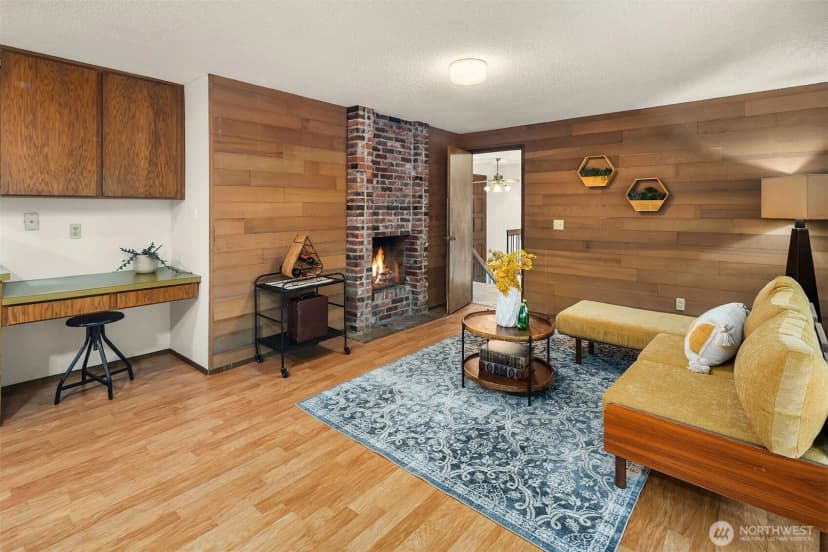 Property photo for 4740 Lakehurst Lane Se, Bellevue photo 19