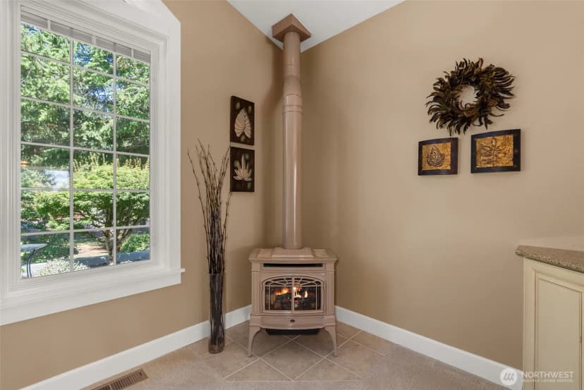 Property photo for 81 E Lexington Place, Shelton photo 6