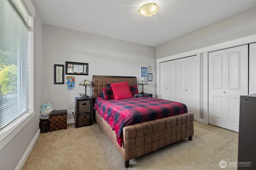 Property photo for 2220 Sw Scenic Heights Street, Oak Harbor photo 36