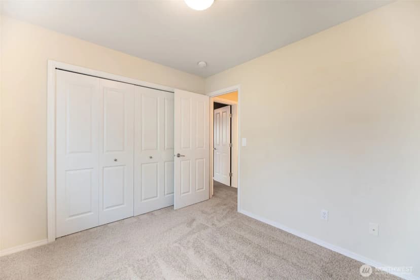 Property photo for 8803 139th Avenue Se, Newcastle photo 31