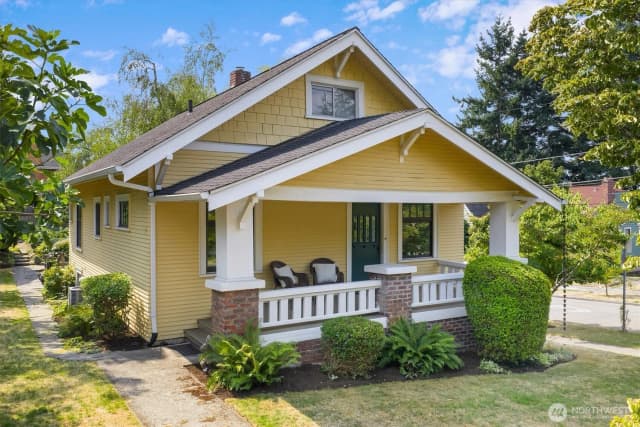 Property photo for 1603 Ne 70th Street, Seattle