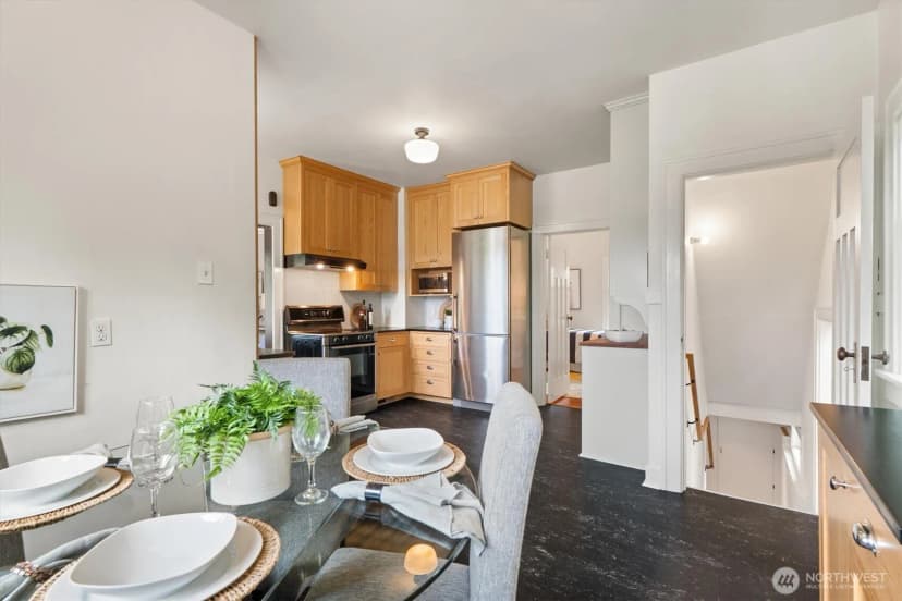 Property photo for 1603 Ne 70th Street, Seattle photo 10