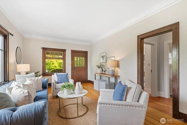 Property photo for 1603 Ne 70th Street, Seattle photo 4