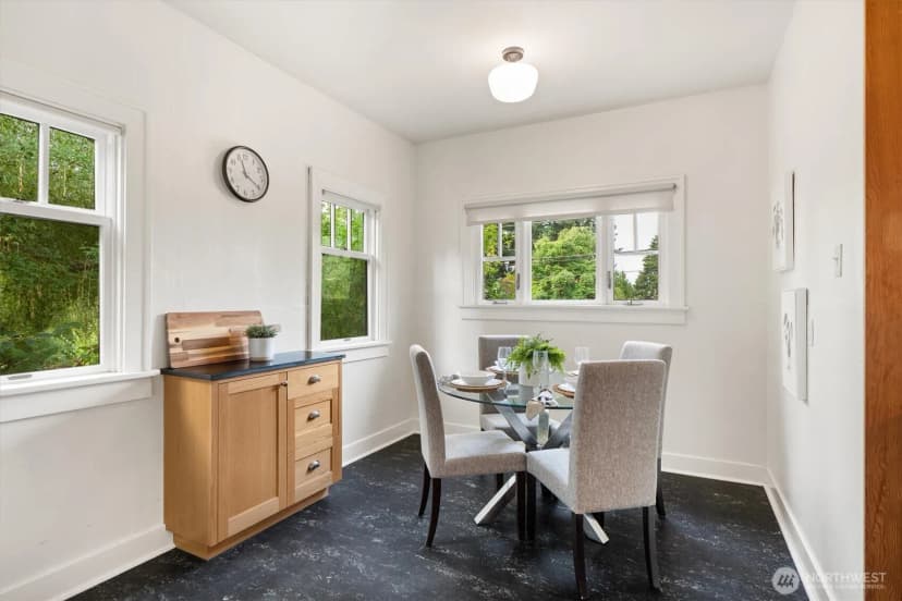 Property photo for 1603 Ne 70th Street, Seattle photo 9