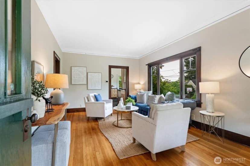 Property photo for 1603 Ne 70th Street, Seattle photo 3