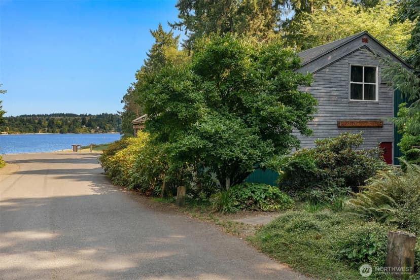 Property photo for 9705 Sw Burton Drive, Vashon photo 28