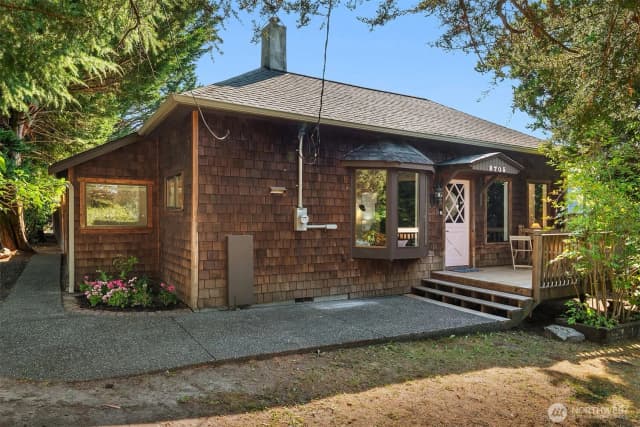 Property photo for 9705 Sw Burton Drive, Vashon