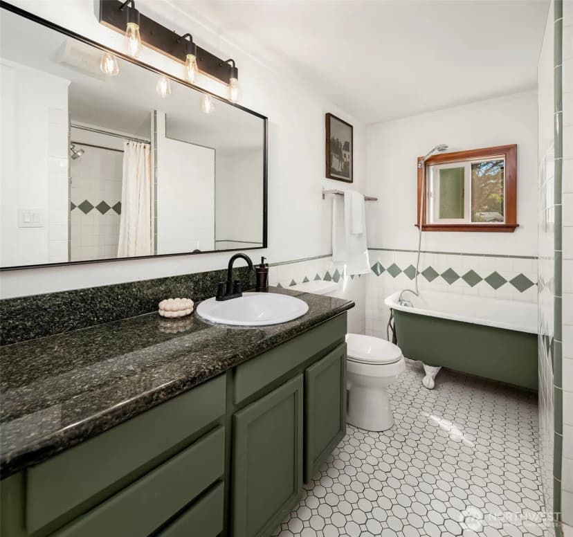 Property photo for 9705 Sw Burton Drive, Vashon photo 17