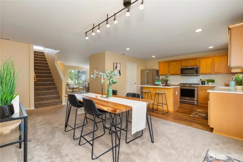 Property photo for 14002 Flossmoor Lane Se, Monroe photo 8
