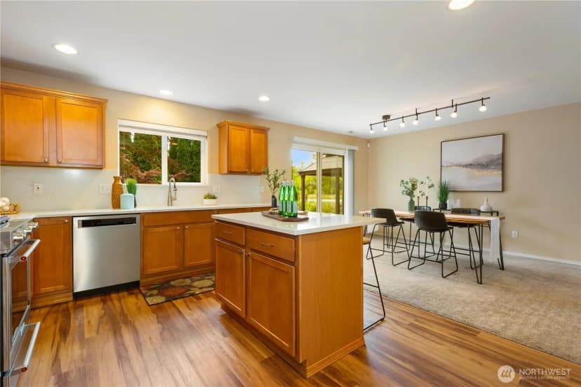 Property photo for 14002 Flossmoor Lane Se, Monroe photo 11