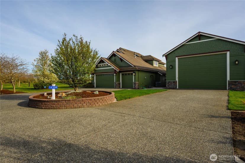 Property photo for 14394 Roadrunner Lane, Burlington photo 3