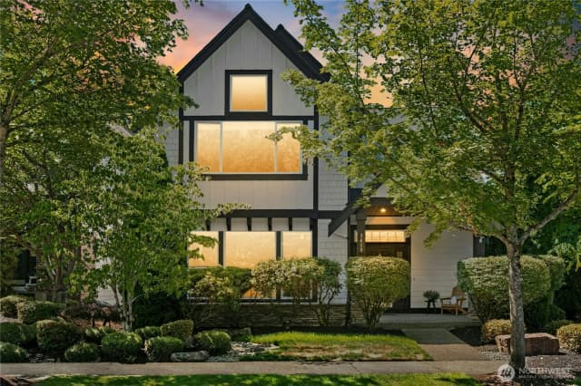 Property photo for 3419 Ne Meadow Way, Issaquah