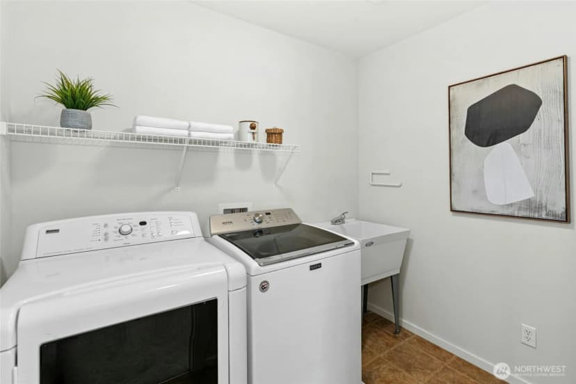 Property photo for 3419 Ne Meadow Way, Issaquah photo 24