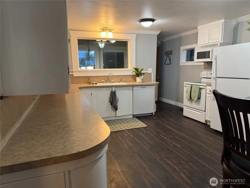 Property photo for 102 W Utah Avenue, Roslyn photo 26