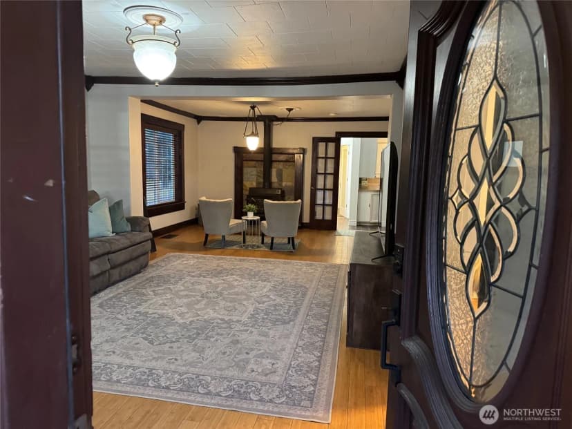 Property photo for 102 W Utah Avenue, Roslyn photo 3