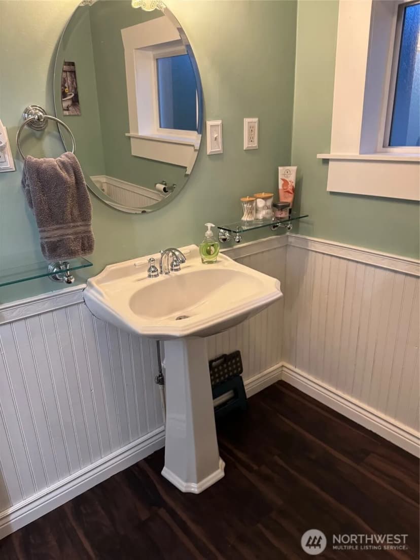 Property photo for 102 W Utah Avenue, Roslyn photo 20