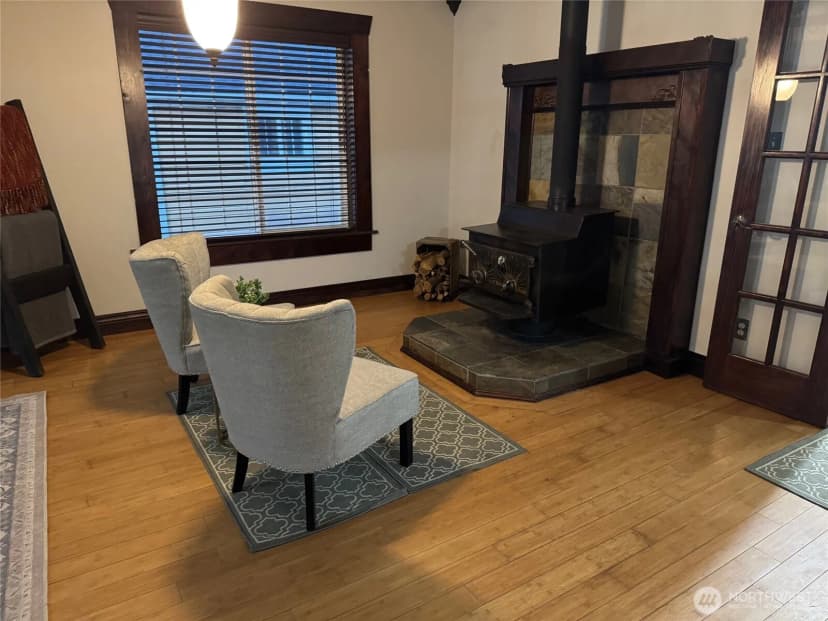 Property photo for 102 W Utah Avenue, Roslyn photo 6