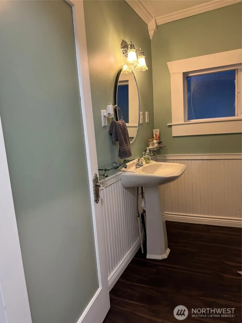 Property photo for 102 W Utah Avenue, Roslyn photo 17