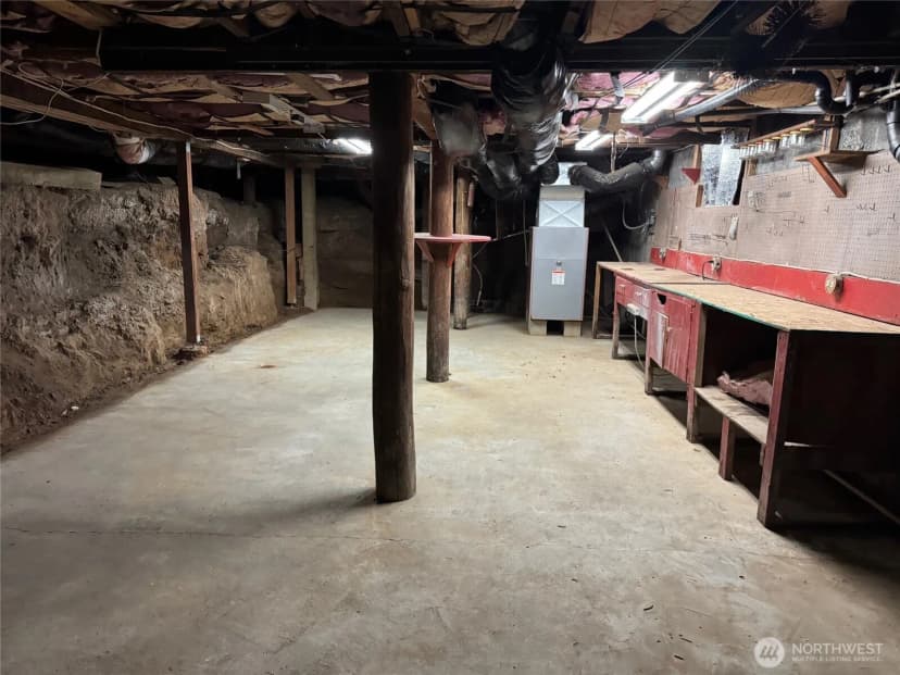 Property photo for 102 W Utah Avenue, Roslyn photo 29