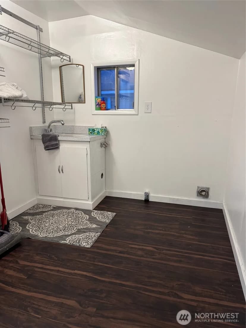 Property photo for 102 W Utah Avenue, Roslyn photo 22