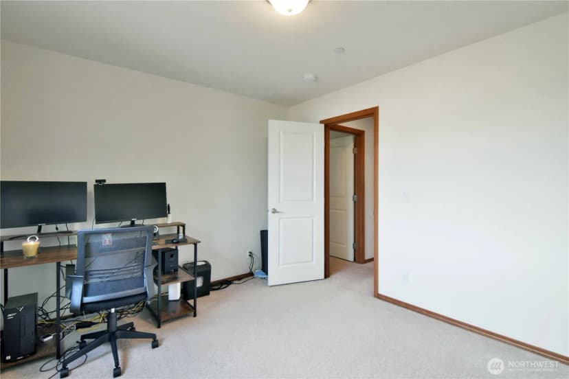 Property photo for 12414 29th Place W, Everett photo 30