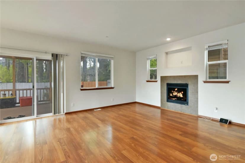 Property photo for 12414 29th Place W, Everett photo 13