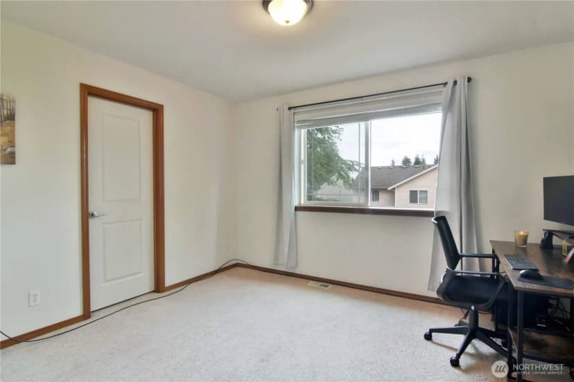 Property photo for 12414 29th Place W, Everett photo 31