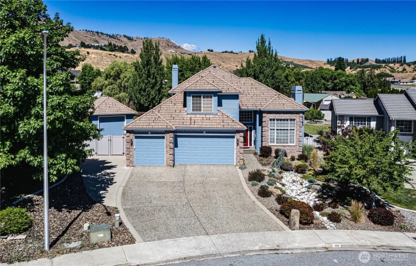 Property photo for 1916 Aspen Creek Lane, Wenatchee photo 2
