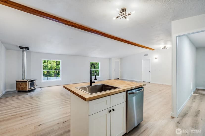 Property photo for 18903 224th Avenue Ct E, Orting photo 11