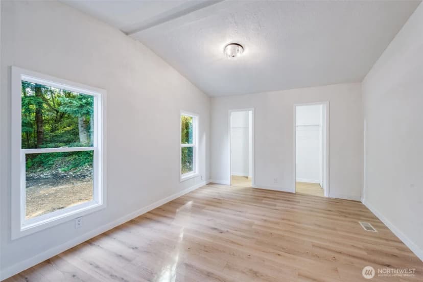 Property photo for 18903 224th Avenue Ct E, Orting photo 12