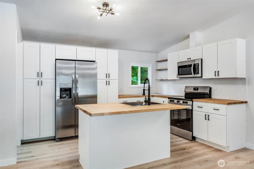 Property photo for 18903 224th Avenue Ct E, Orting photo 6