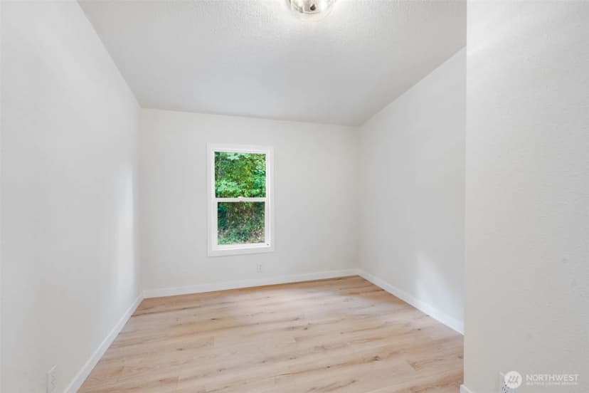 Property photo for 18903 224th Avenue Ct E, Orting photo 16