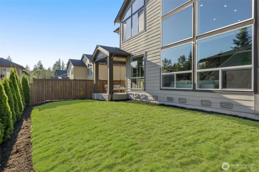 Property photo for 24399 Ne 24th Street, Sammamish photo 36