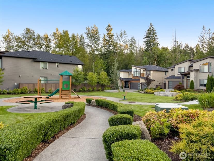 Property photo for 24399 Ne 24th Street, Sammamish photo 38