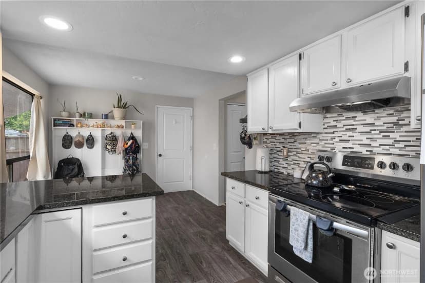 Property photo for 3129 Carpenter Hills Loop Se, Lacey photo 21