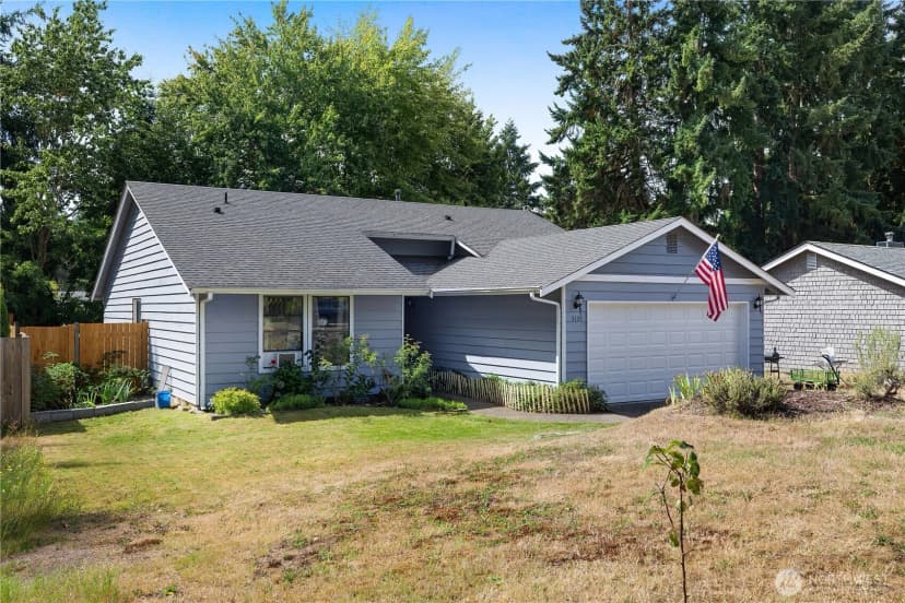 Property photo for 3129 Carpenter Hills Loop Se, Lacey