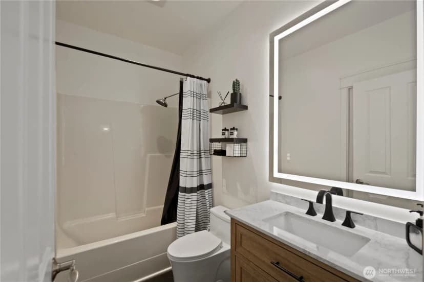 Property photo for 3720 Tribute Avenue E, Fife photo 22