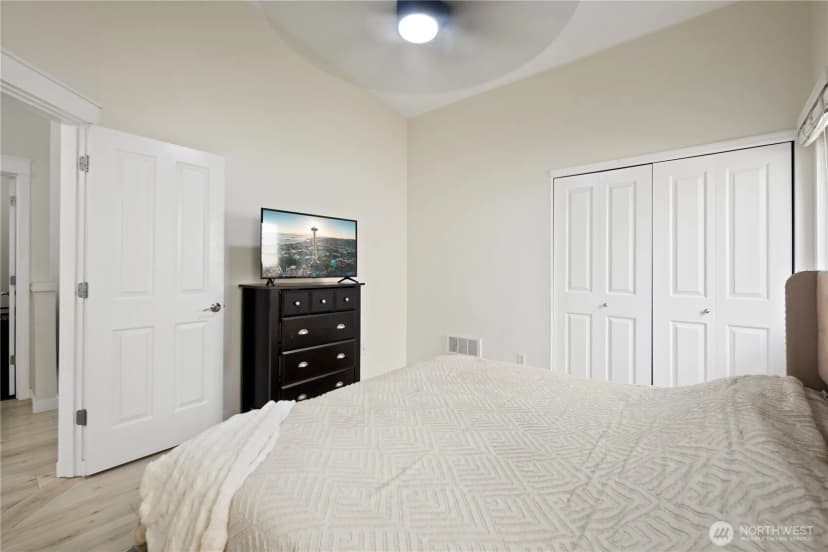 Property photo for 3720 Tribute Avenue E, Fife photo 19