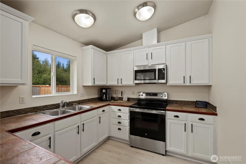 Property photo for 3720 Tribute Avenue E, Fife photo 14